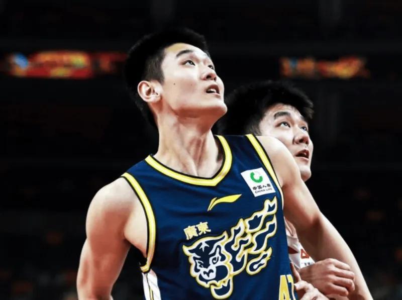 乐鱼体育-广东87-71同曦2喜2忧!胡明轩+焦泊乔复苏,杜润旺防守仍差!