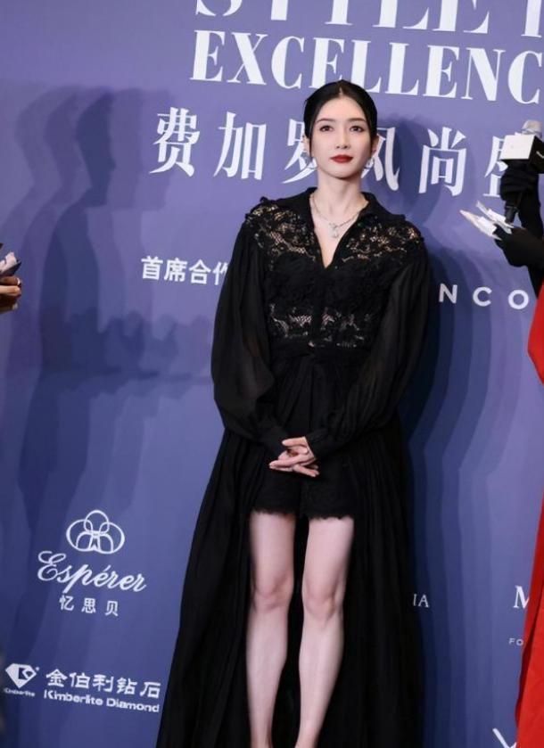 乐鱼体育官方入口-江疏影海外产子风波升级,遭正房儿子当众羞辱?王传君的话应验了